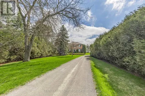 18725 Mccowan Road East Gwillimbury ON L0G 1M0