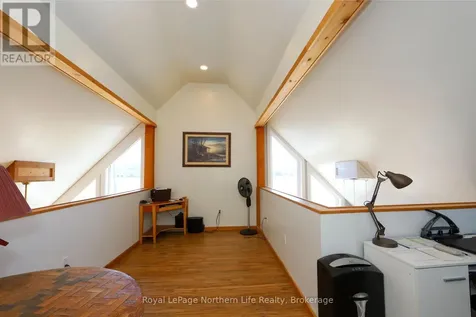 33 White Bear Court Temagami ON P0H 2H0