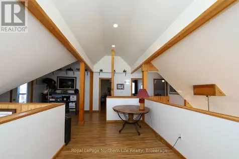 33 White Bear Court Temagami ON P0H 2H0