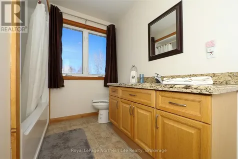 33 White Bear Court Temagami ON P0H 2H0