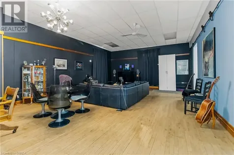 18 Robinson Street Simcoe ON N3Y 1W4