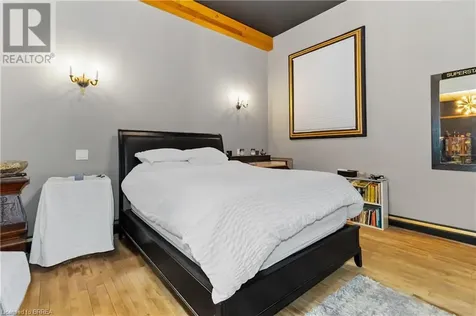 18 Robinson Street Simcoe ON N3Y 1W4