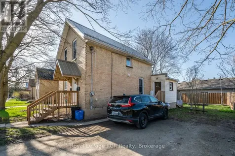 134 9th Street Hanover ON N4N 1K6