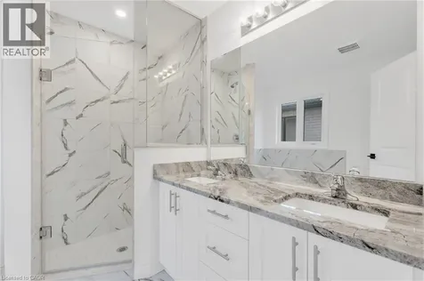 22 Roselawn Avenue Ancaster ON L9G 2H9