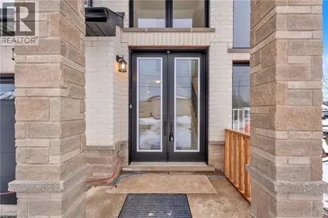 22 Roselawn Avenue Ancaster ON L9G 2H9