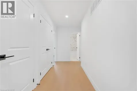 22 Roselawn Avenue Ancaster ON L9G 2H9