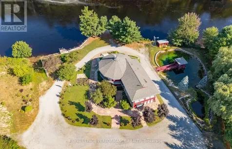 1371 Victoria Street Petawawa ON K8H 2E9