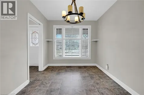 9 Gavin Drive St. Catharines ON L2M 2X4