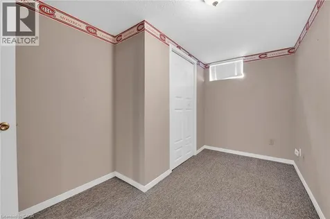9 Gavin Drive St. Catharines ON L2M 2X4