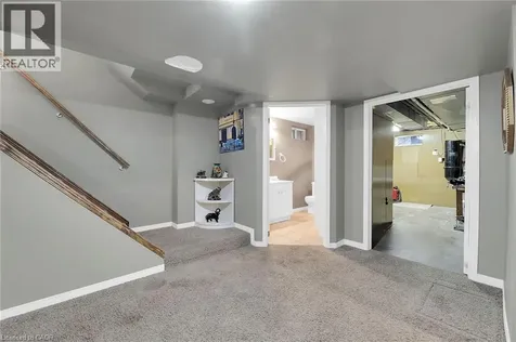 9 Gavin Drive St. Catharines ON L2M 2X4