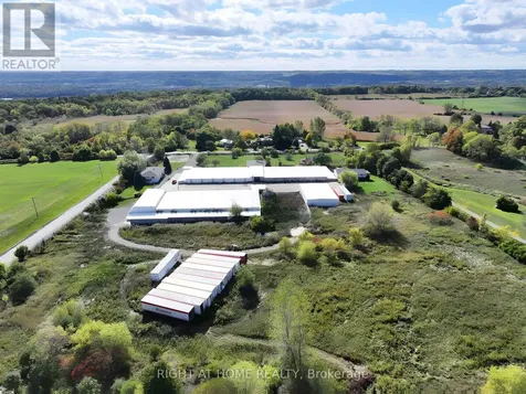 277 Rock Chapel Road Hamilton ON L9H 5E2
