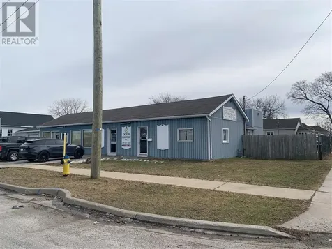 111 Campbell Street Sarnia ON N7T 2G5