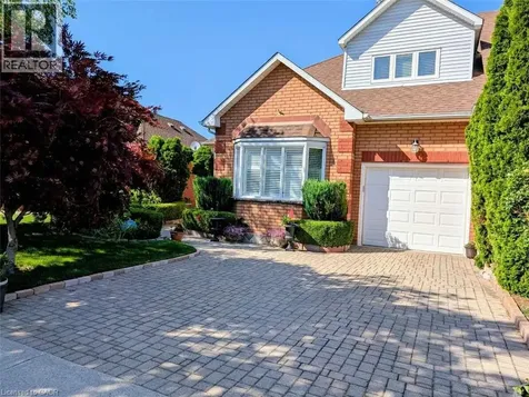 44 Morrison Crescent Grimsby ON L3M 5K4