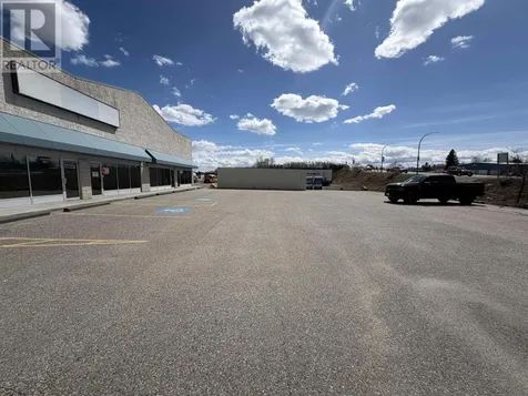 2 66 Keith Avenue Dryden ON P8N 3K8