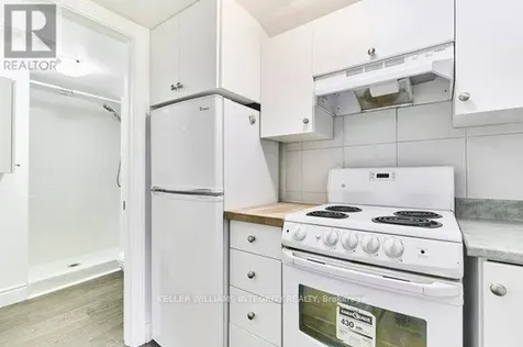 276 Mcarthur Avenue Ottawa ON K1L 6P4