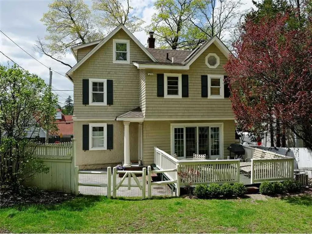 Greenwich CT 06830