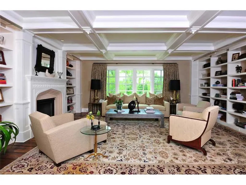 16 Hurlingham Drive Greenwich CT 06831