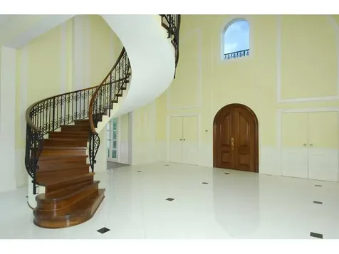 537 North Street Greenwich CT 06830
