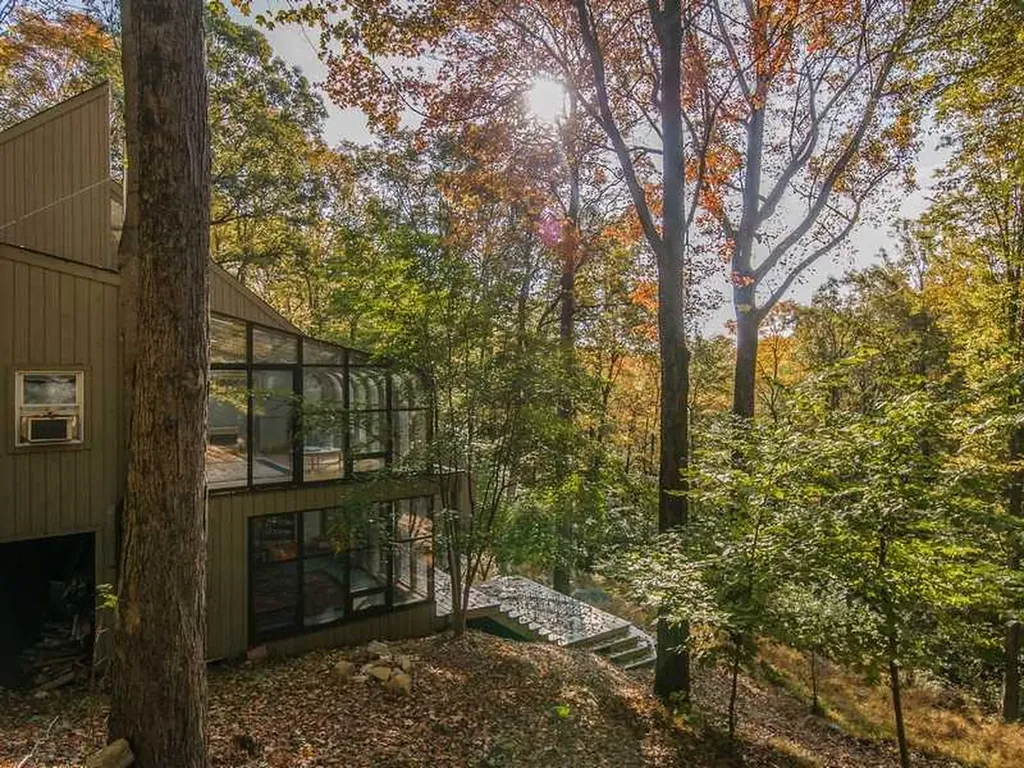 Greenwich CT 06831