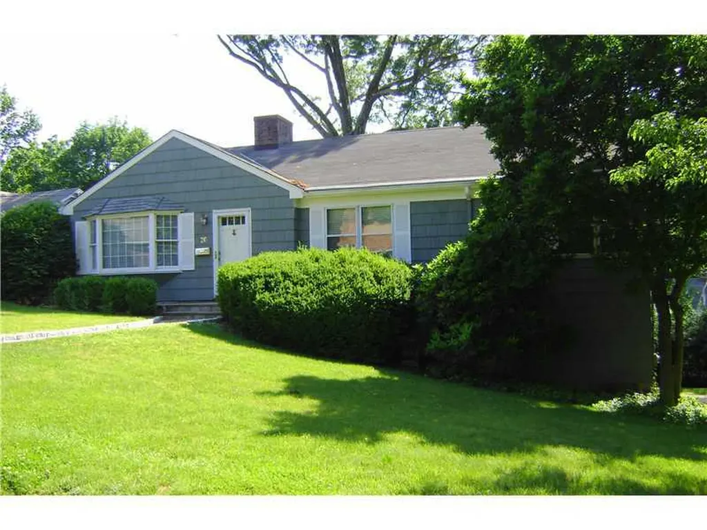20 Maplewood Drive Cos Cob CT 06807