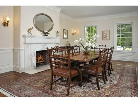 47 Round Hill Road Greenwich CT 06831