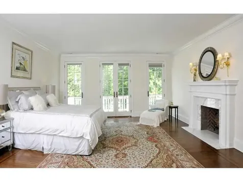 47 Round Hill Road Greenwich CT 06831