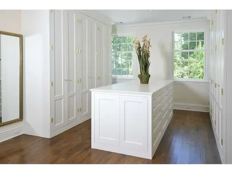47 Round Hill Road Greenwich CT 06831