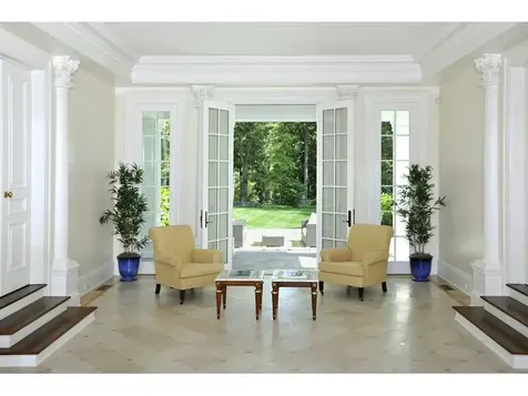 47 Round Hill Road Greenwich CT 06831