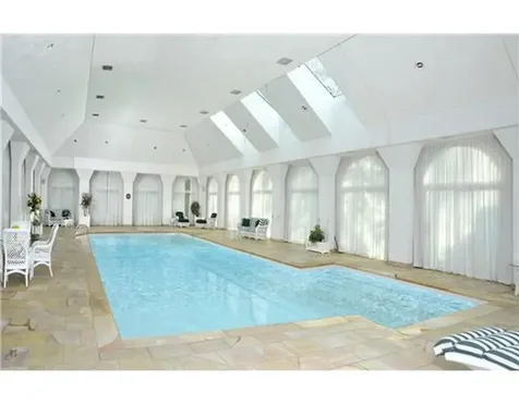 27 Oakley Lane Greenwich CT 06830