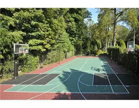 27 Oakley Lane Greenwich CT 06830