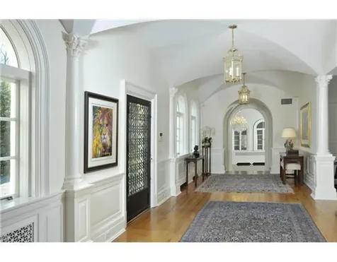 27 Oakley Lane Greenwich CT 06830