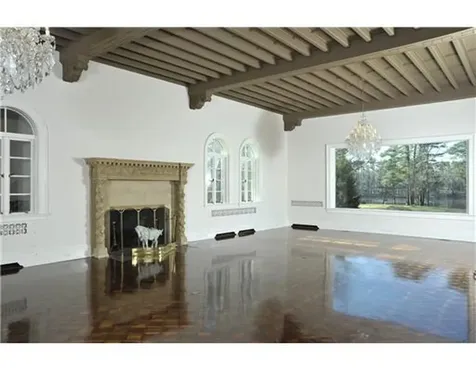 27 Oakley Lane Greenwich CT 06830