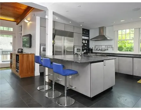 79 Bush Avenue Greenwich CT 06830