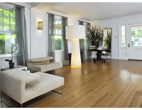79 Bush Avenue Greenwich CT 06830