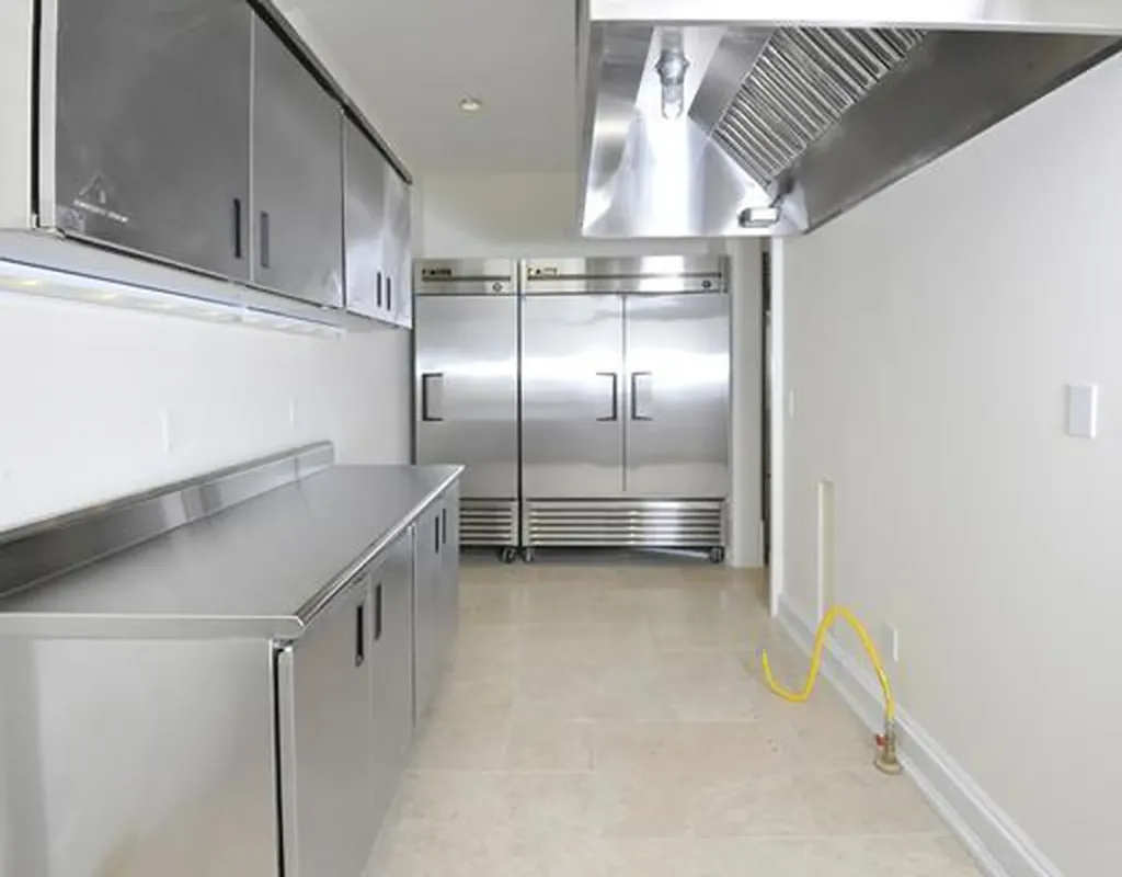 11 Langhorne Lane Greenwich CT 06831