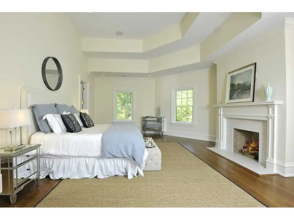 11 Langhorne Lane Greenwich CT 06831