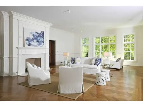 11 Langhorne Lane Greenwich CT 06831