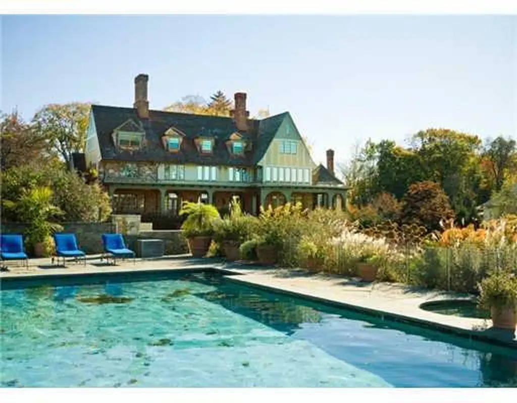 158 Indian Head Road Riverside CT 06878