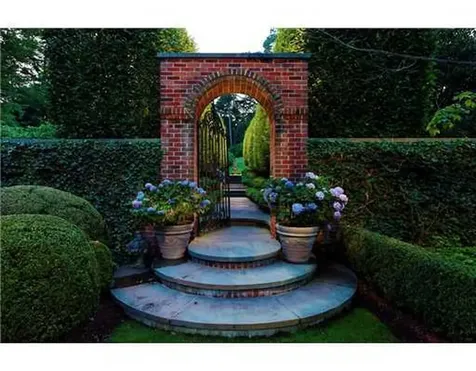 76 Winding Lane Greenwich CT 06831