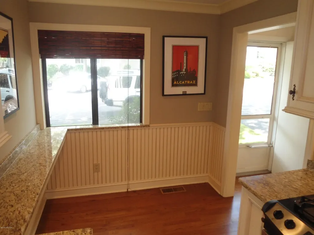 8 Whiffletree Way Riverside CT 06878