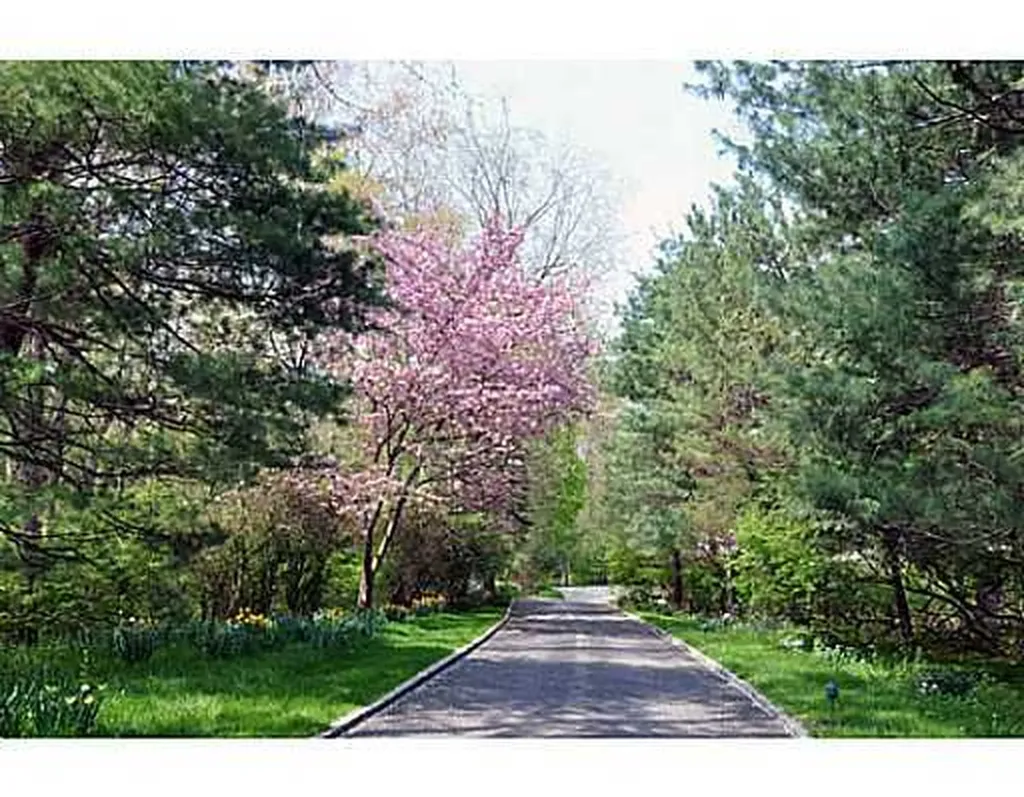 59 Dingletown Road Greenwich CT 06830