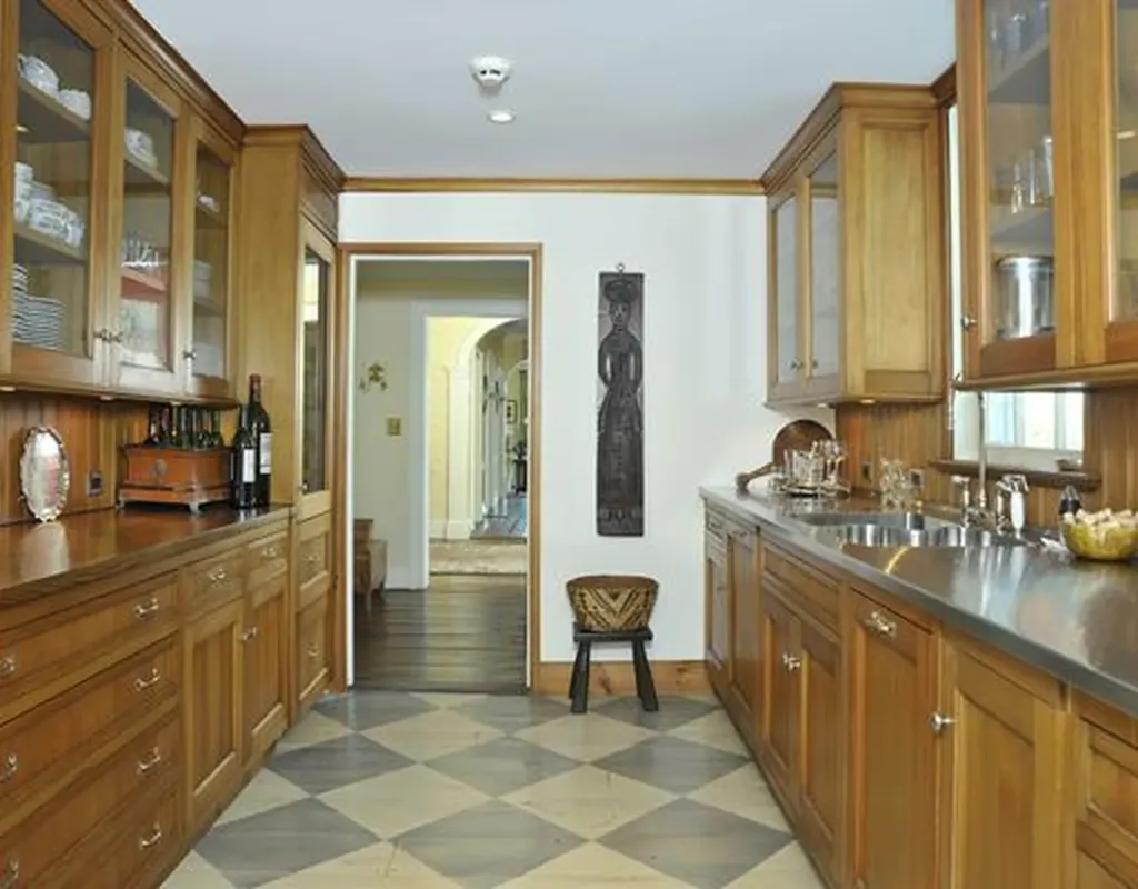 Greenwich CT 06831