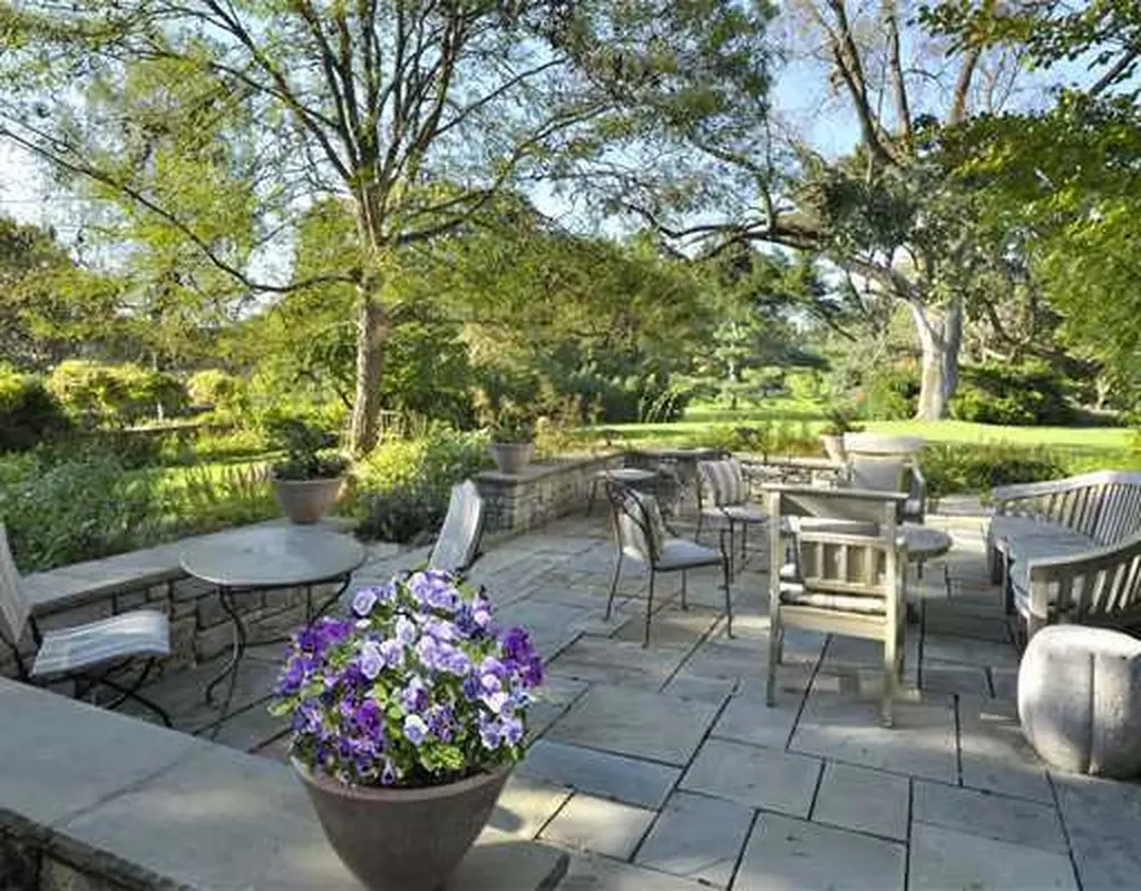 Greenwich CT 06831