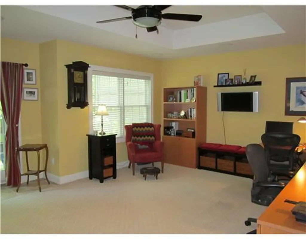 59 Le Grande Avenue Greenwich CT 06830