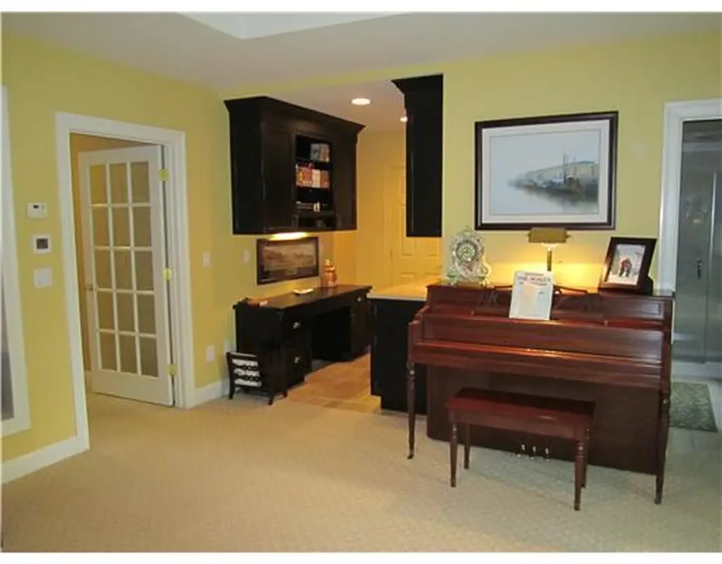 59 Le Grande Avenue Greenwich CT 06830