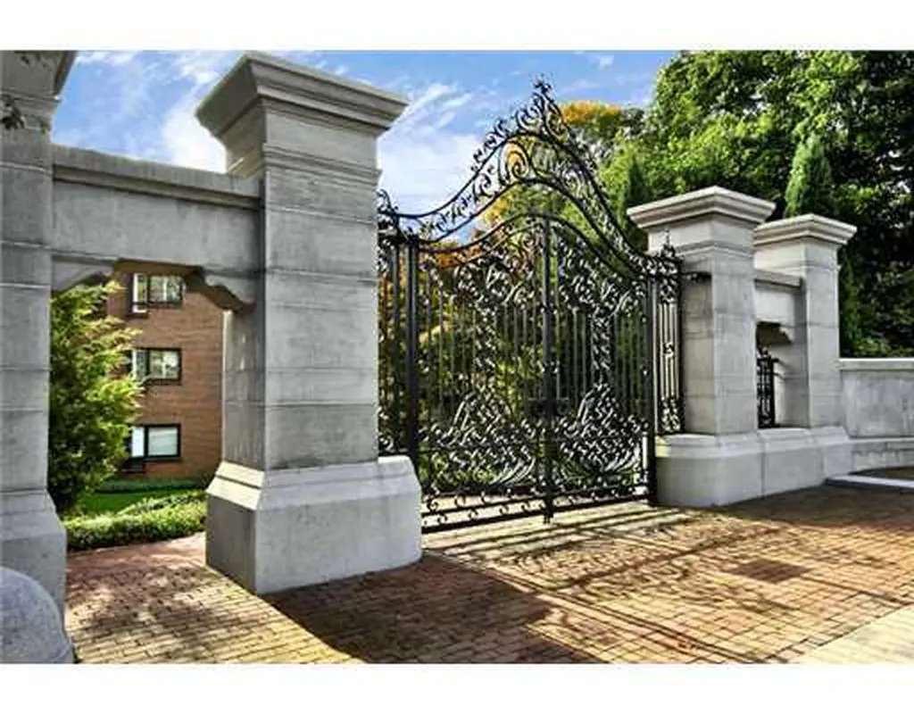 1 Milbank Avenue Greenwich CT 06830