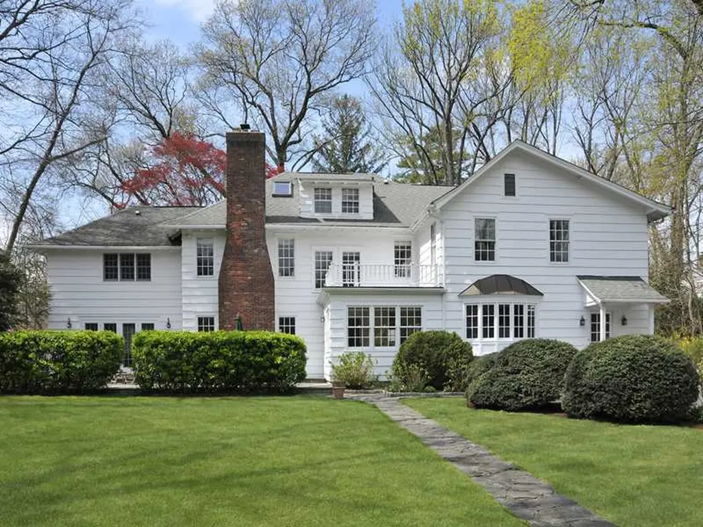 12 Indian Chase Drive Greenwich CT 06830