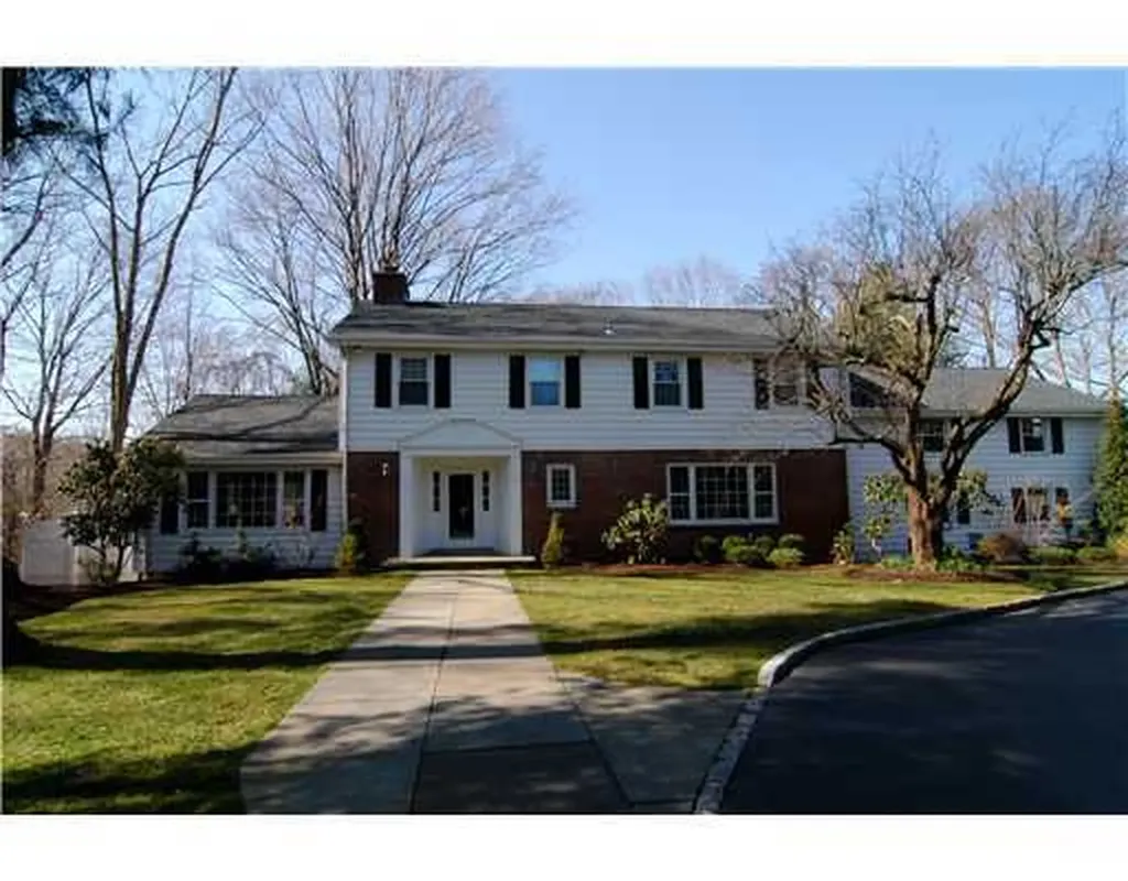 66 Wesgate Drive Stamford CT 06902