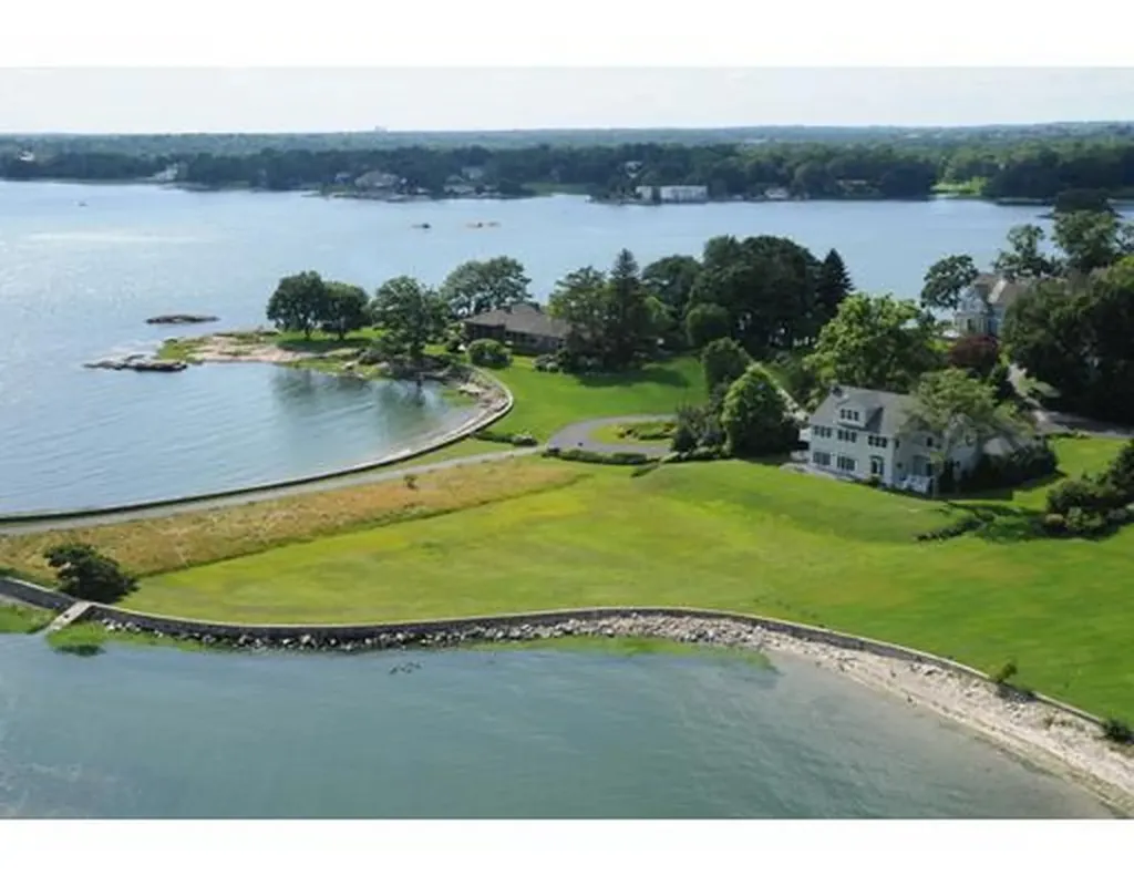 22 Pilot Rock Lane Riverside CT 06878