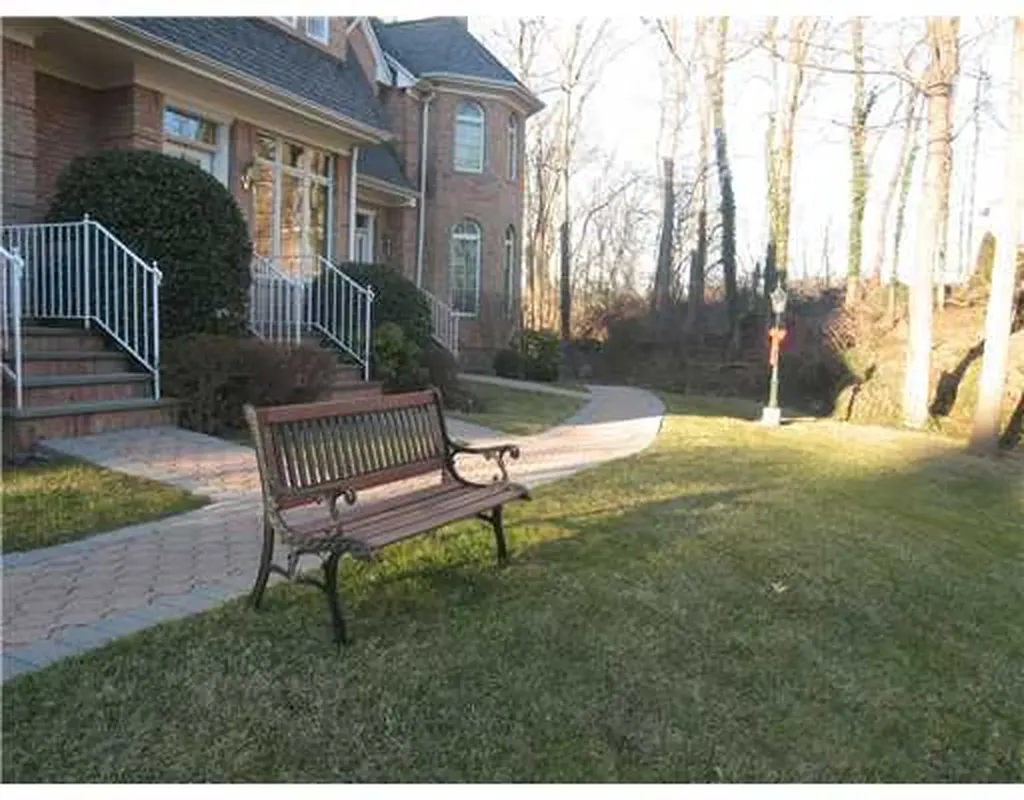 Greenwich CT 06830